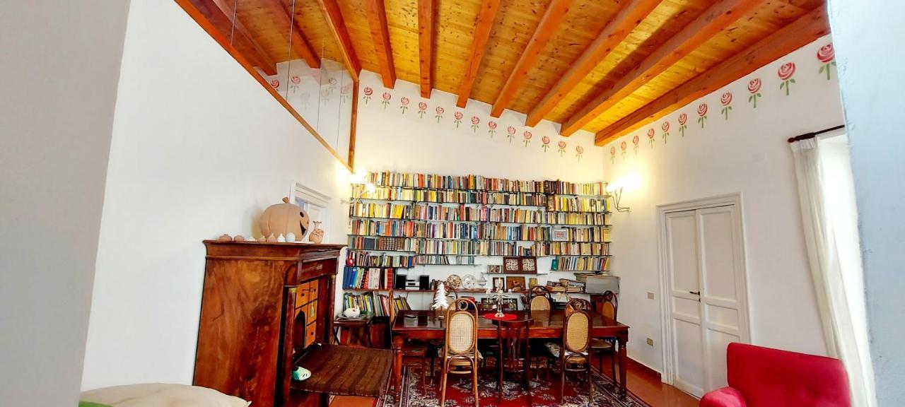 Vucciria'S Holiday Home Palermo Exterior photo