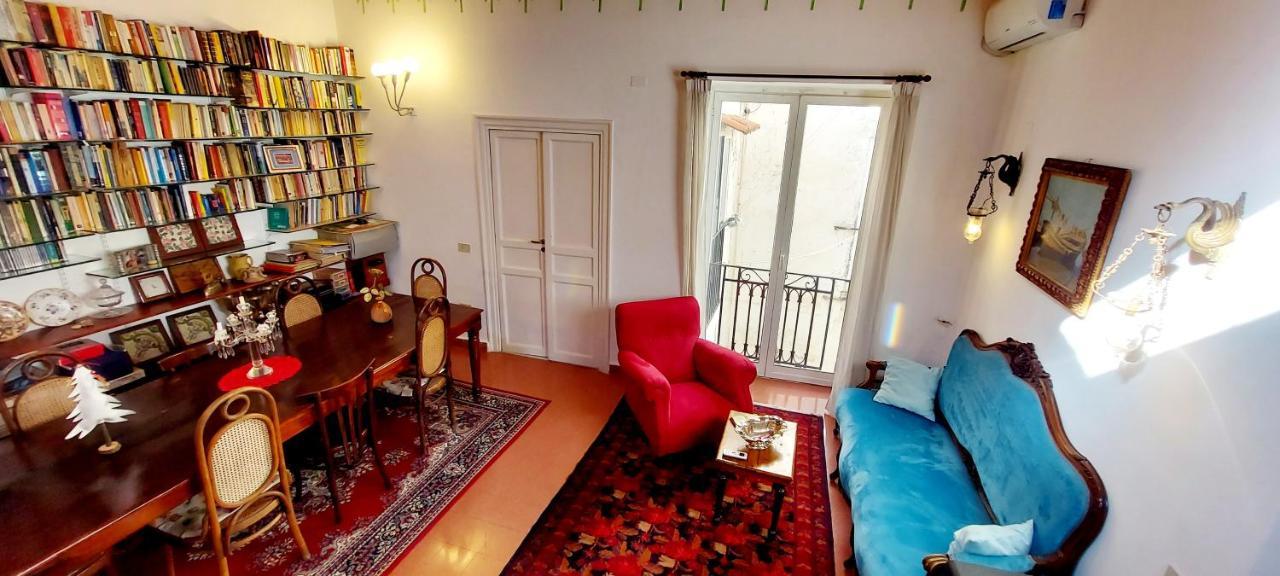 Vucciria'S Holiday Home Palermo Exterior photo